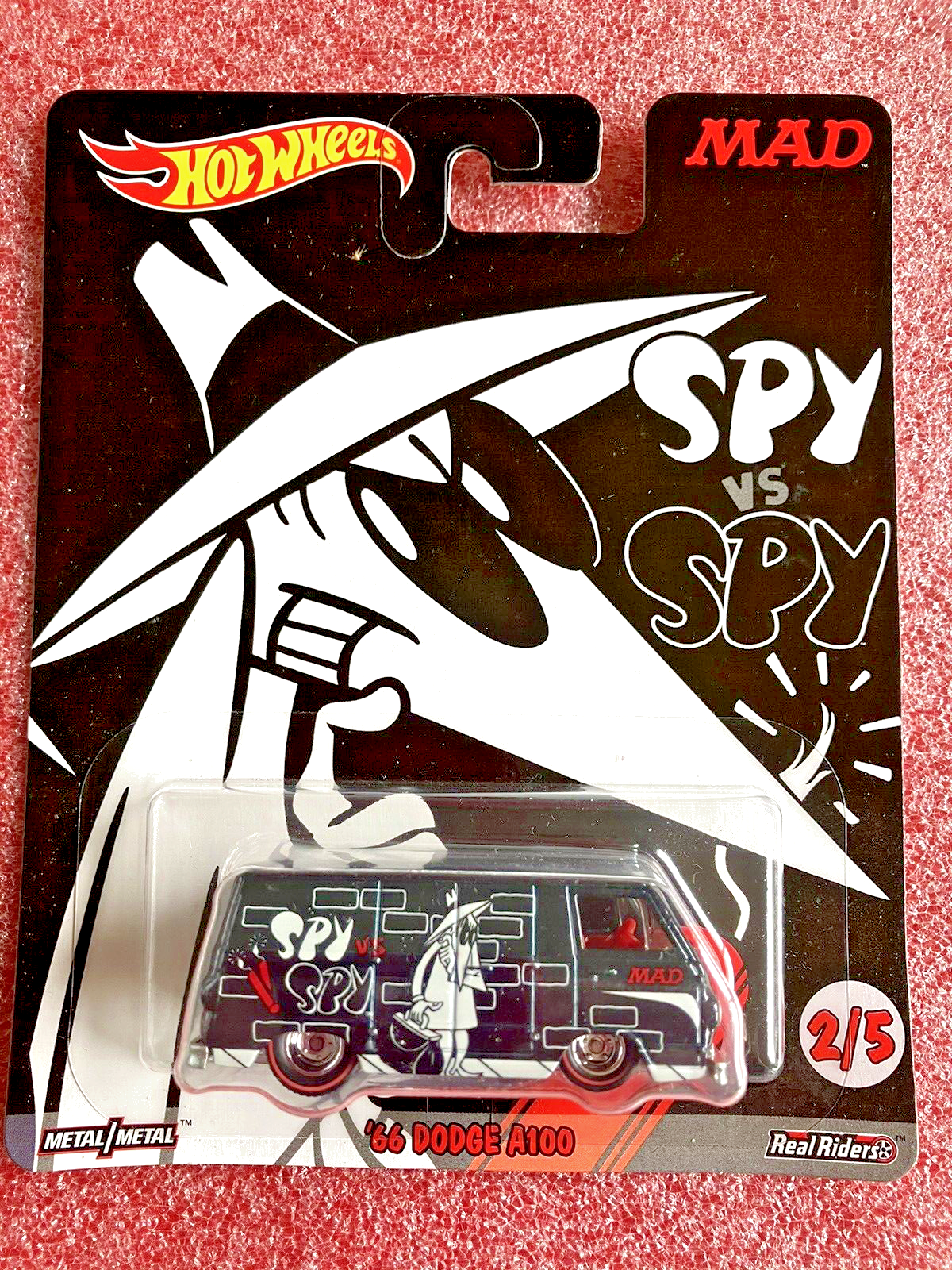 Hot Wheels Mad Spy vs Spy '66 Dodge A100 2/5 Black – Speedzone
