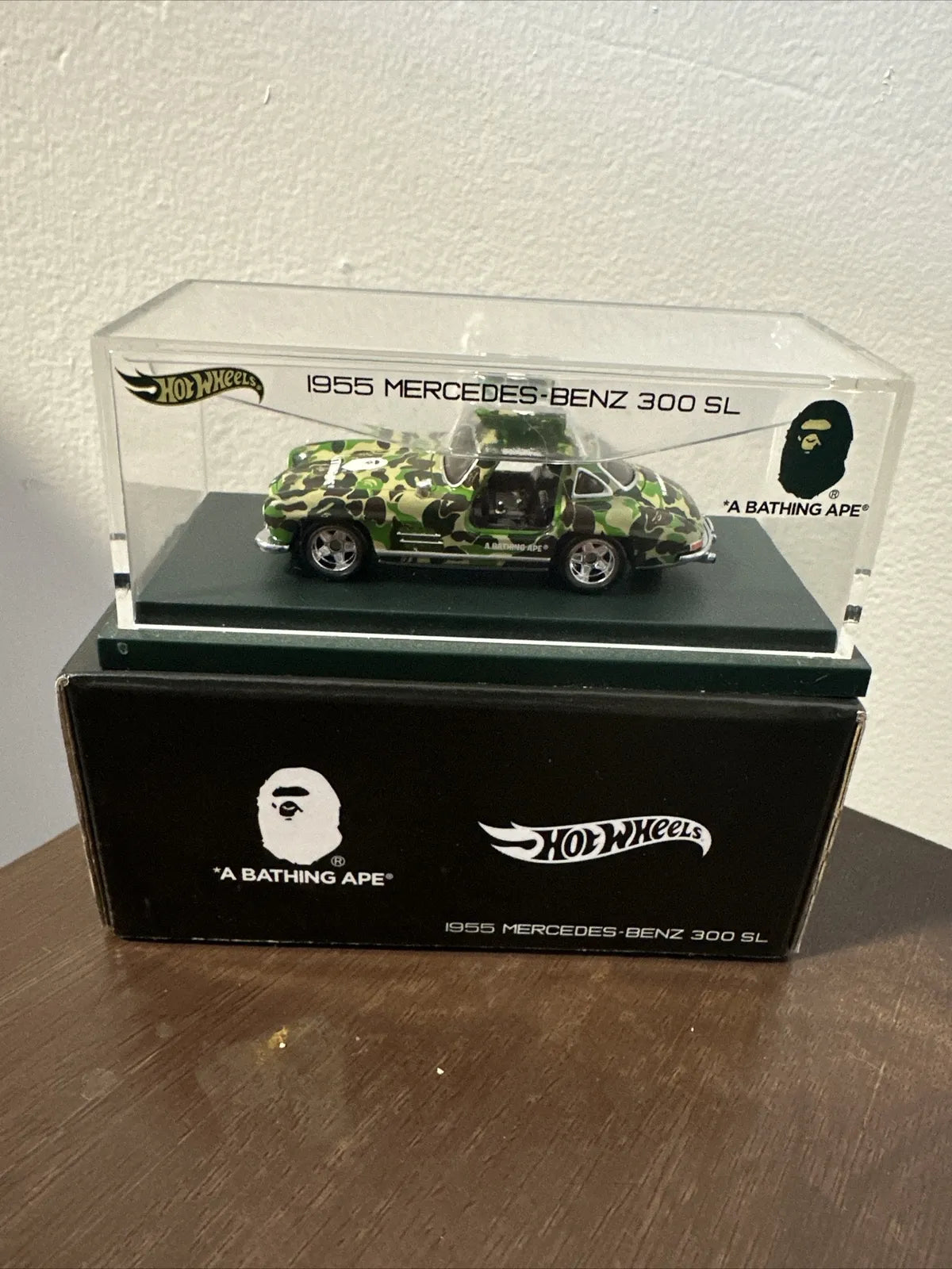 Die Cast Mercedes Benz Bape Hot Wheels X Bape 1955 Mercedes-Benz