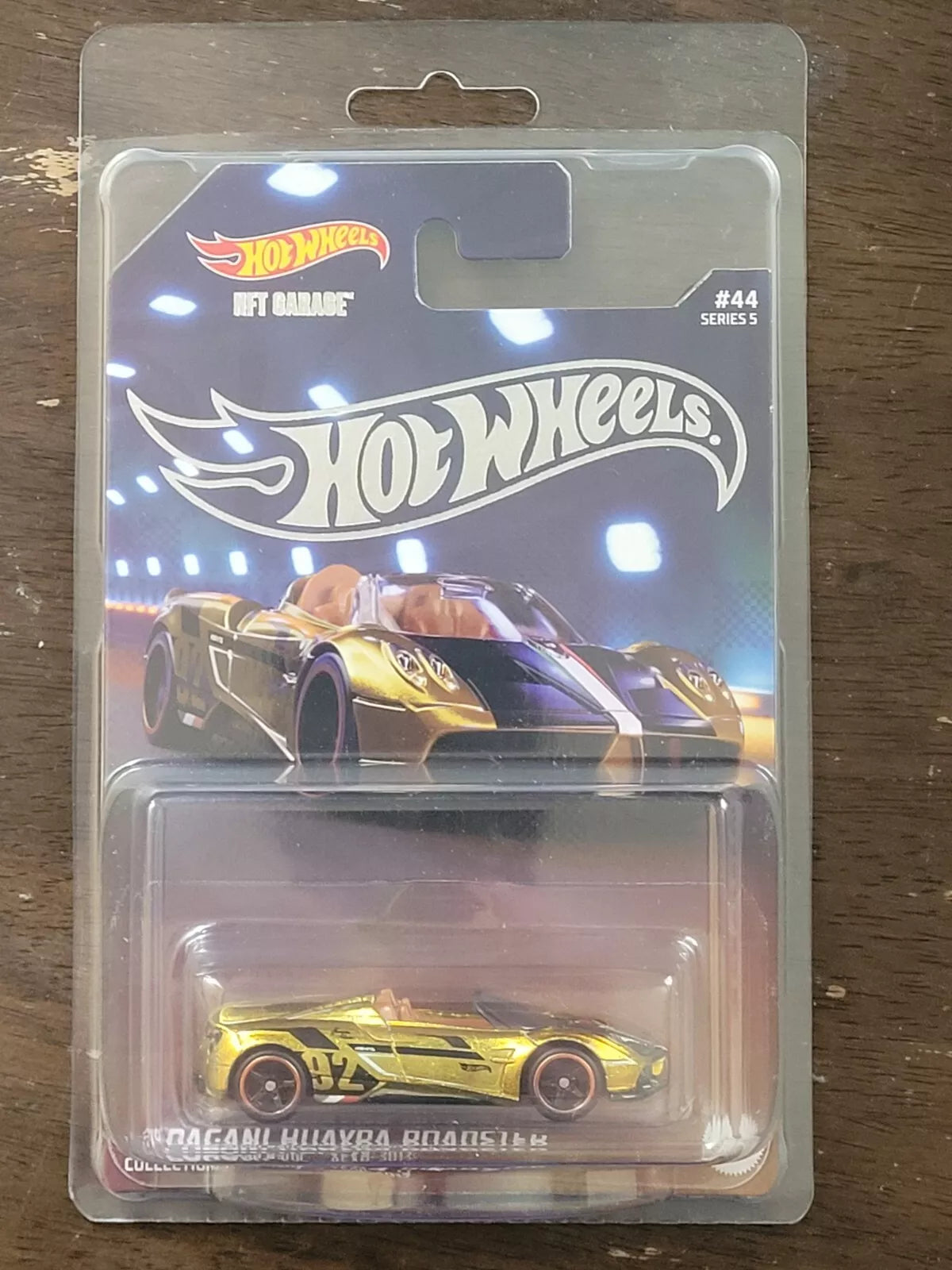 Hot Wheels NFT Garage Series 5 '17 Pagani Huayra Roadster
