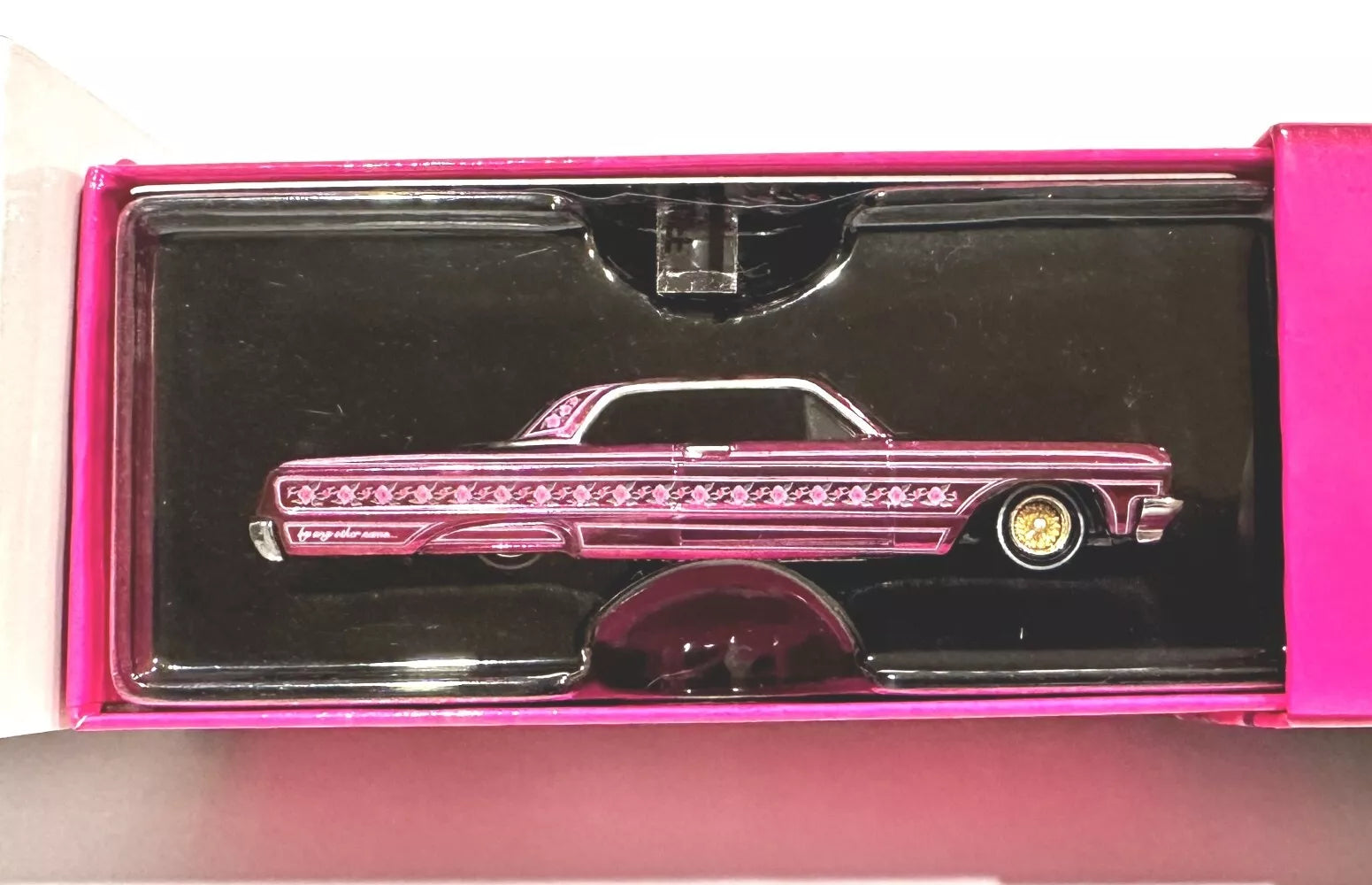 Hot wheels RLC Special Edition Chevrolet '64 Impala PINK #9187 Hot wheels RLC Special Edition Chevrolet '64 Impala PINK #9187