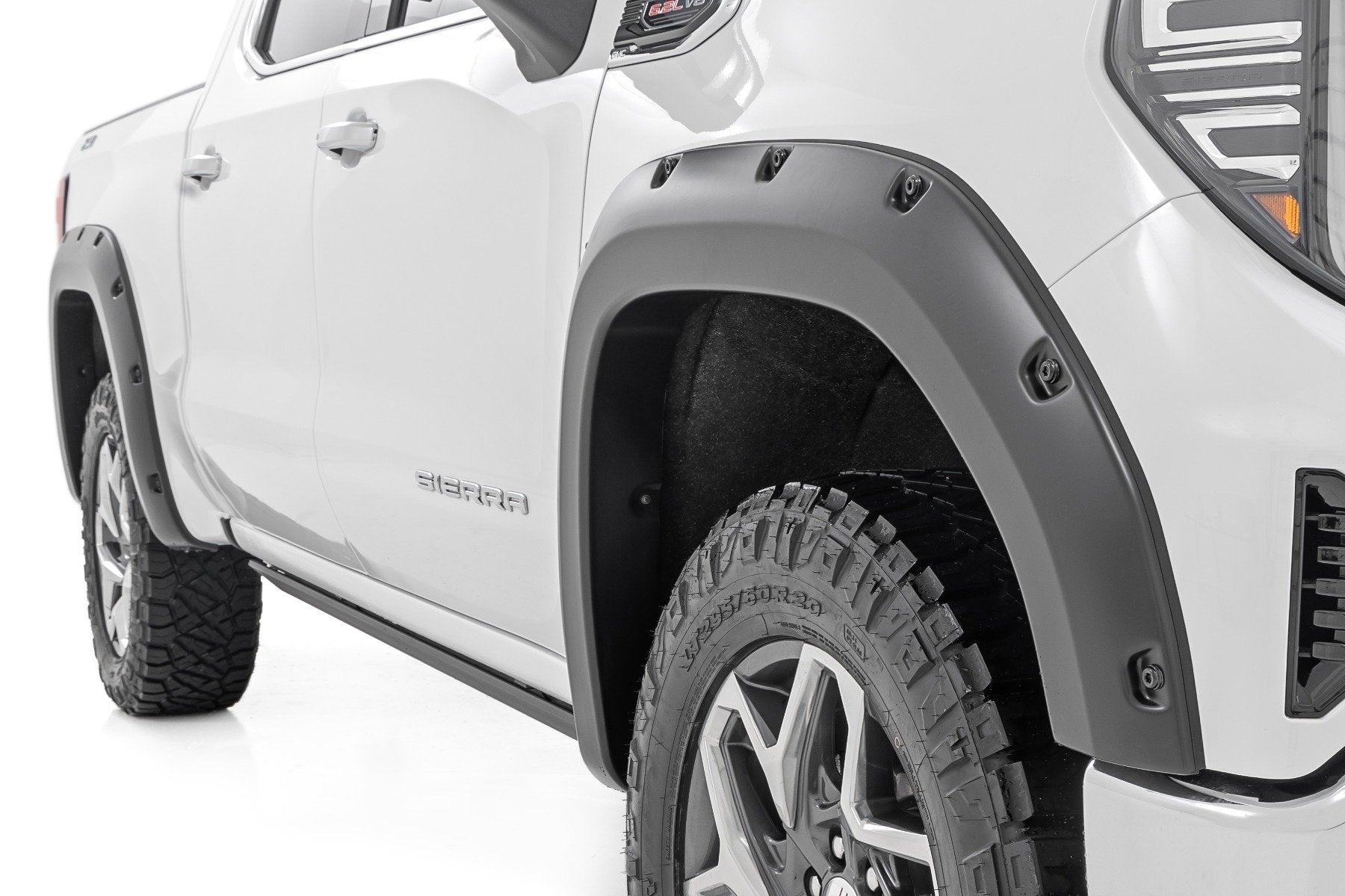 Fender Flares | Sport | G48 Redwood | Chevy Silverado 2500 HD/3500 HD (20-25)